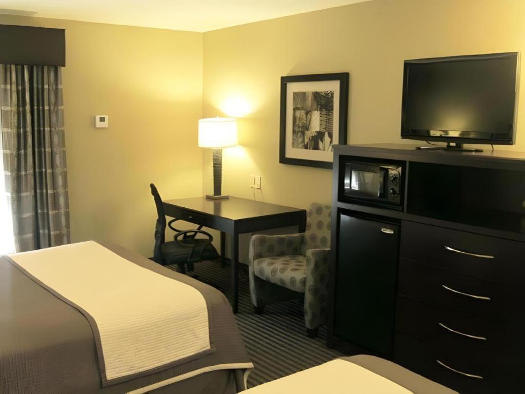Best Western Oakdale Inn Ngoại thất bức ảnh
