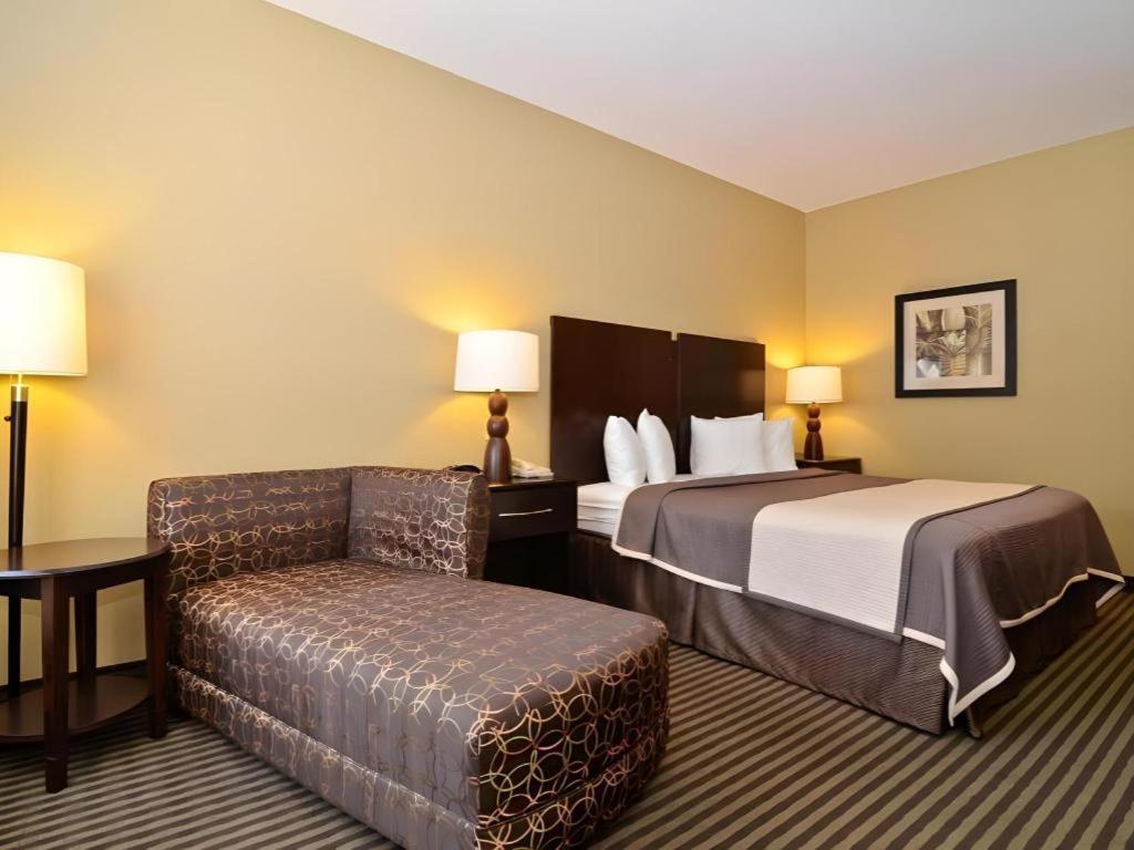 Best Western Oakdale Inn Ngoại thất bức ảnh
