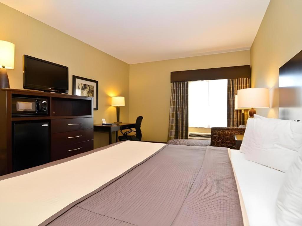 Best Western Oakdale Inn Ngoại thất bức ảnh